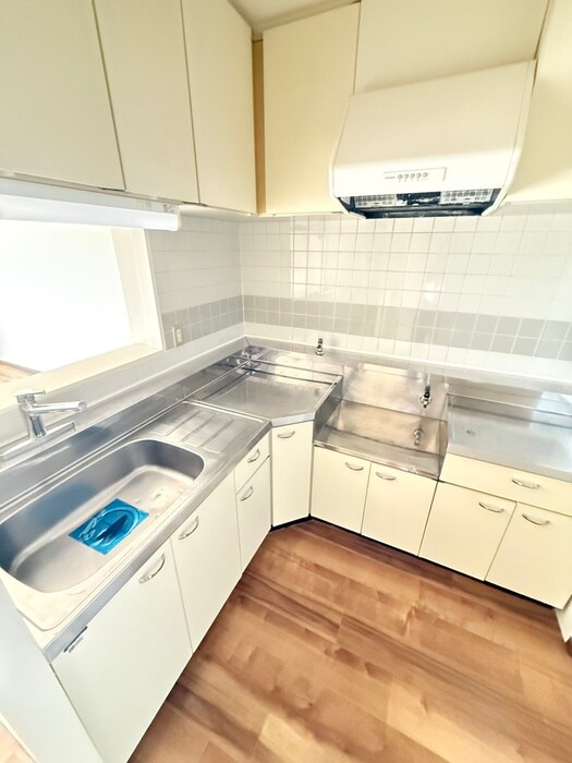 ヒルズ南戸塚3号棟の物件内観写真