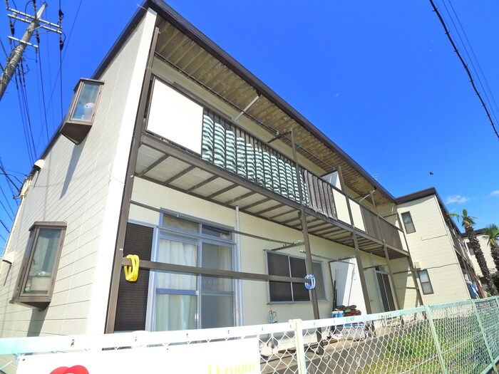 神取ハイツの物件外観写真