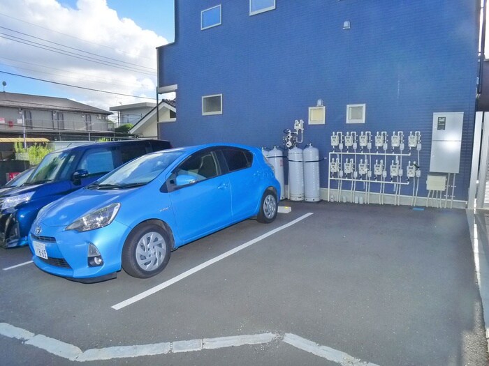 ルミエール・エタンセルsixの物件外観写真