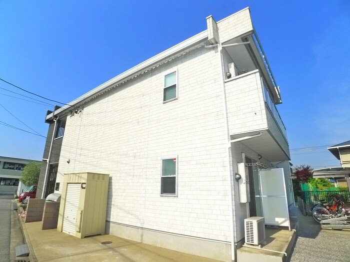 リブリ・ル・シャドールの物件外観写真