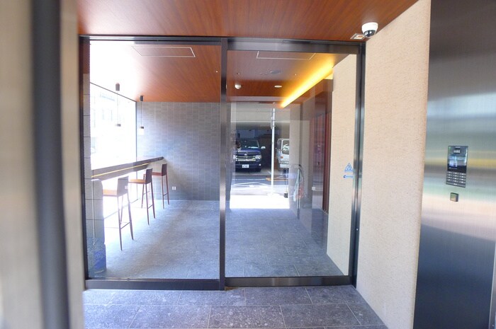 プライマル上野・稲荷町の物件外観写真