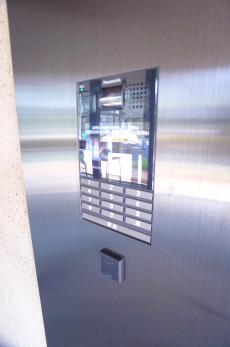 プライマル上野・稲荷町の物件外観写真