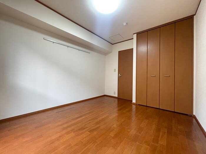 グランパルク駒場野の物件内観写真