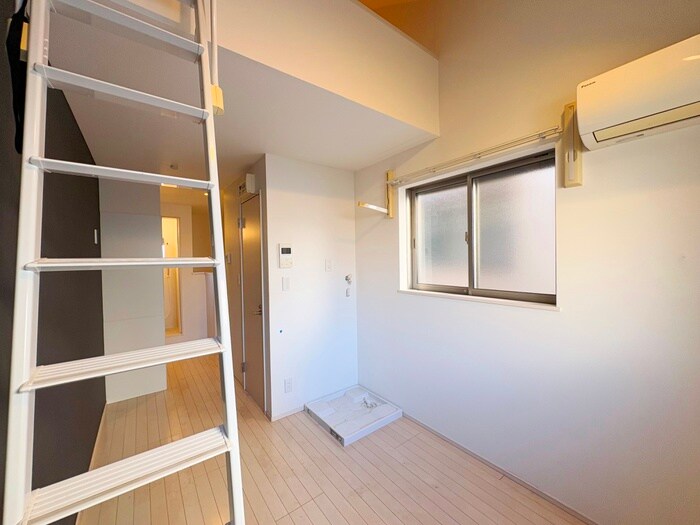 ｻｰｸﾙﾊｳｽ谷在家の物件内観写真