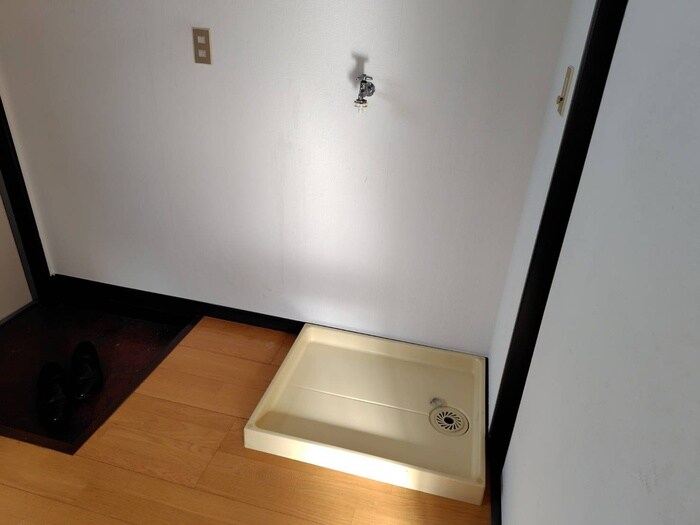 クロ－バ－フラット ２の物件内観写真