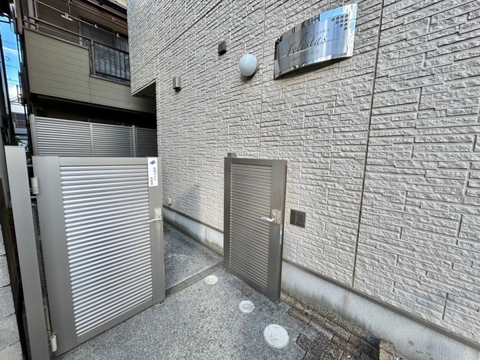 Ｆｅｌｉｓｔａｓの物件外観写真