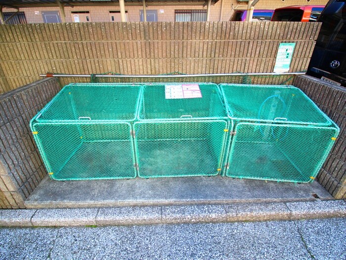 ルネス・パルルの物件外観写真