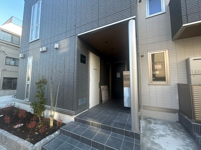 セレスティア若宮の物件外観写真