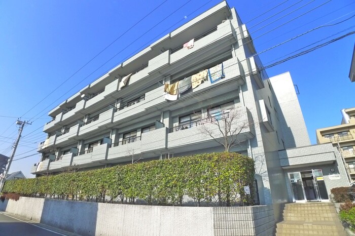 ルネス　グリシーヌの物件外観写真