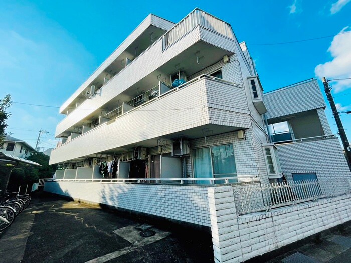 シャト－ロマネの物件外観写真