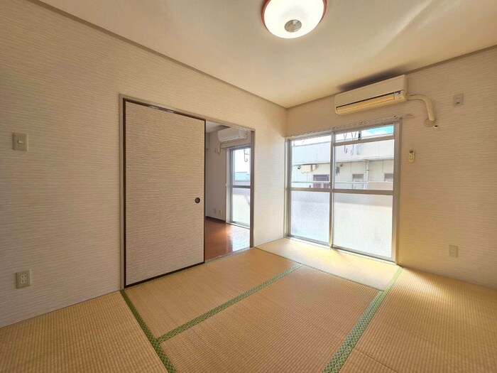 サンフィルトンの物件内観写真