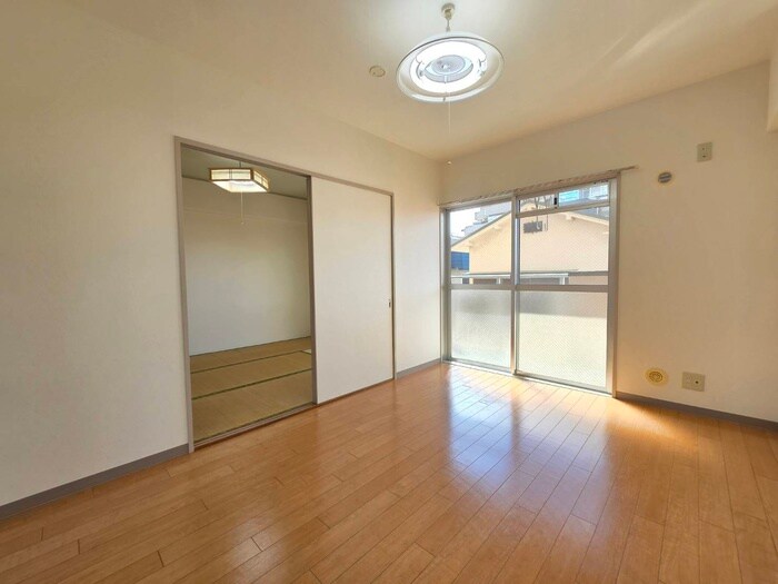 サンフィルトンの物件内観写真