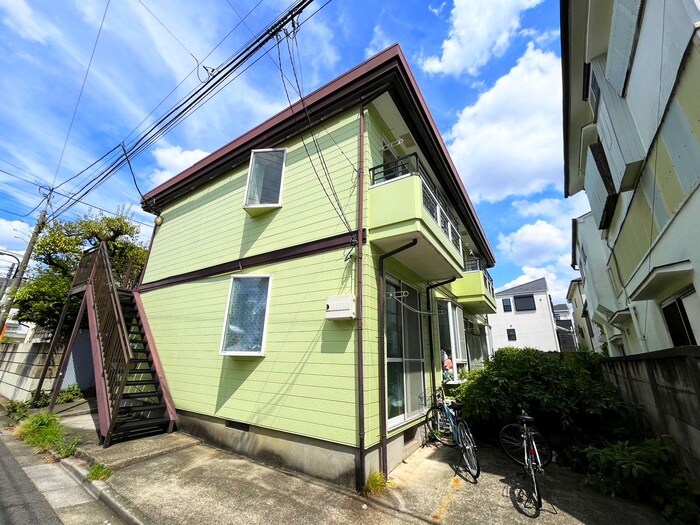 ファミール長崎の物件外観写真