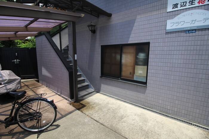 フラワ－ガーデンの物件外観写真