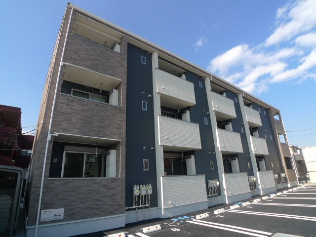 アンティフルールの物件外観写真