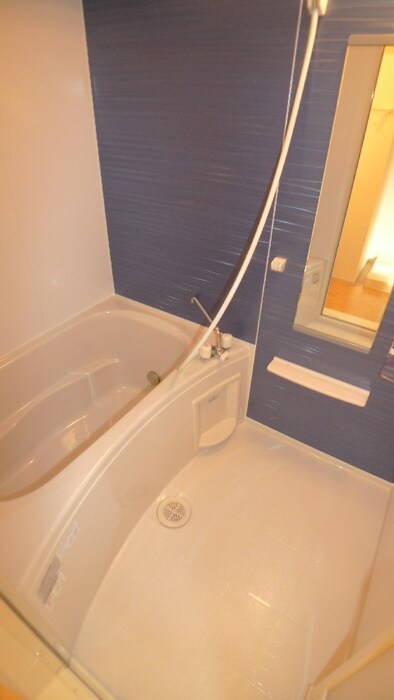 アンティフルールの物件内観写真