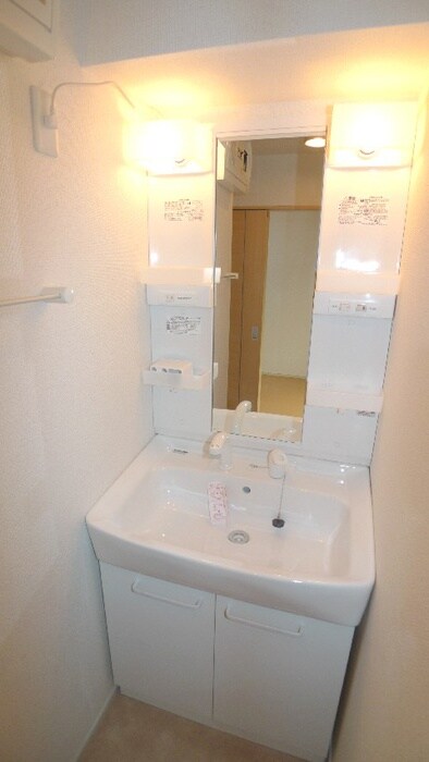 アンティフルールの物件内観写真