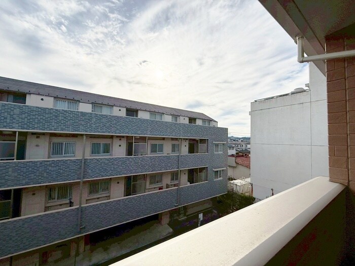 アンティフルールの物件内観写真