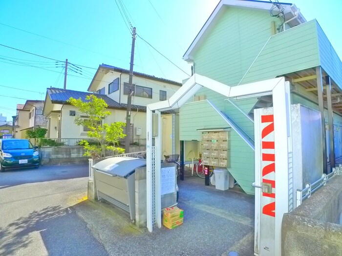 ロイヤルハイツみのり台の物件外観写真