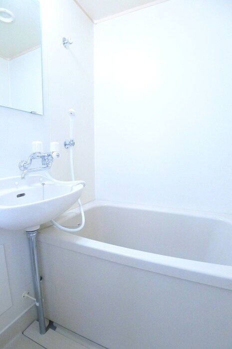 ロイヤルハイツみのり台の物件内観写真