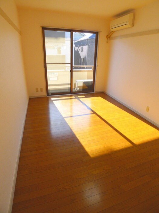 ワラビーヴィレッジの物件内観写真