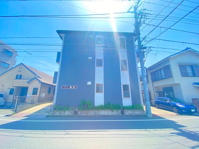 ヴィ鶴見の物件外観写真