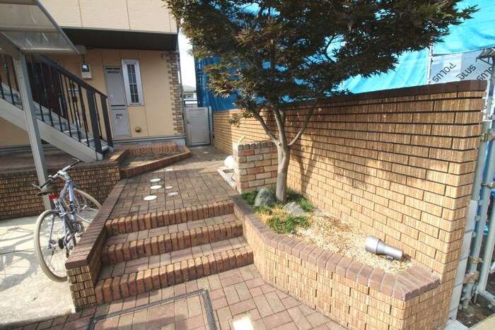 ウェルヴィラＭＭの物件外観写真