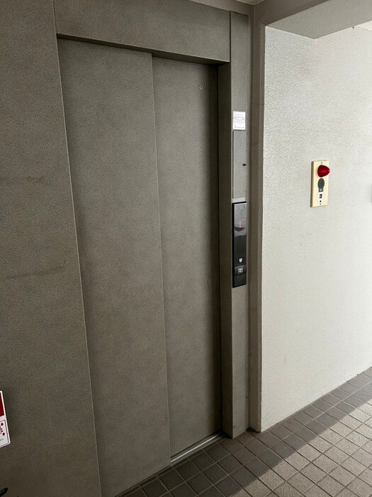 エスタシオンナカノの物件外観写真