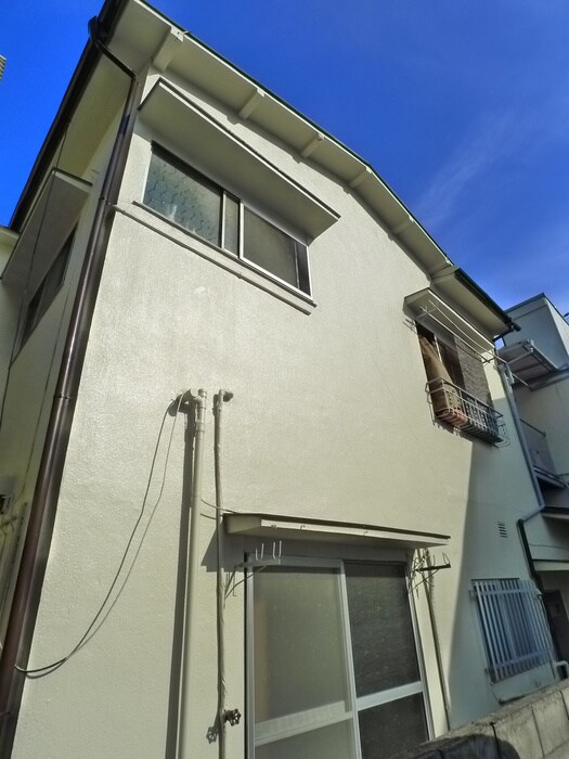 小泉荘の物件外観写真