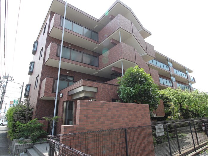 コ－ト・グランシャリオの物件外観写真