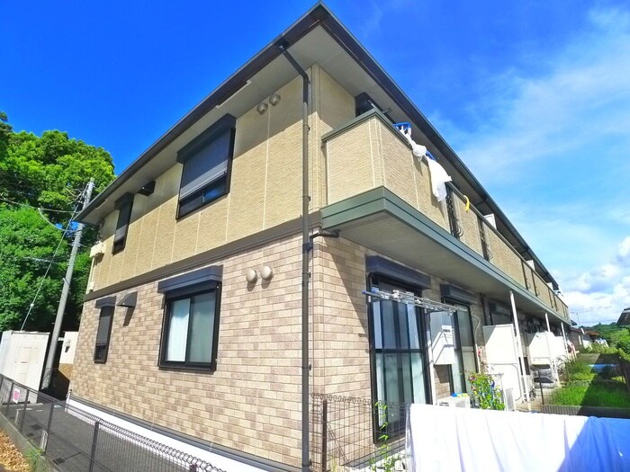 ファミ－ユ宮前B棟の物件外観写真