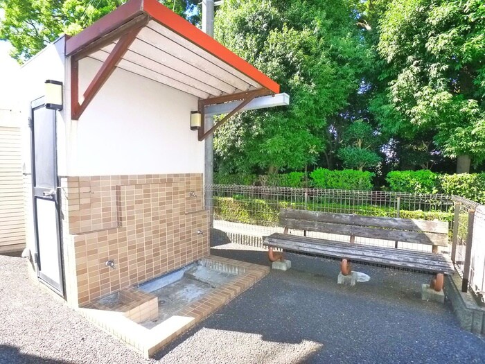 ファミ－ユ宮前B棟の物件外観写真