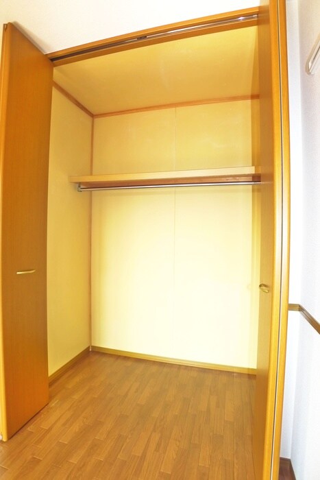 ファミ－ユ宮前B棟の物件内観写真