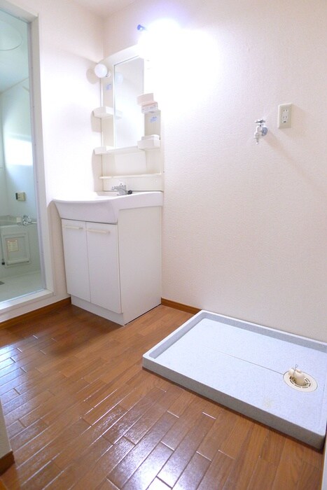 ファミ－ユ宮前B棟の物件内観写真