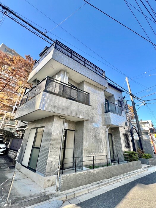 ア－バンハイム吉敷の物件外観写真