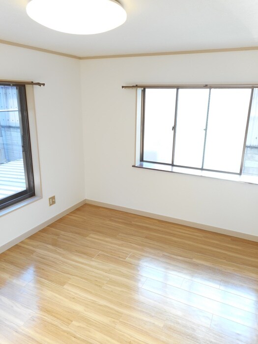 ハイホ－ムの物件内観写真