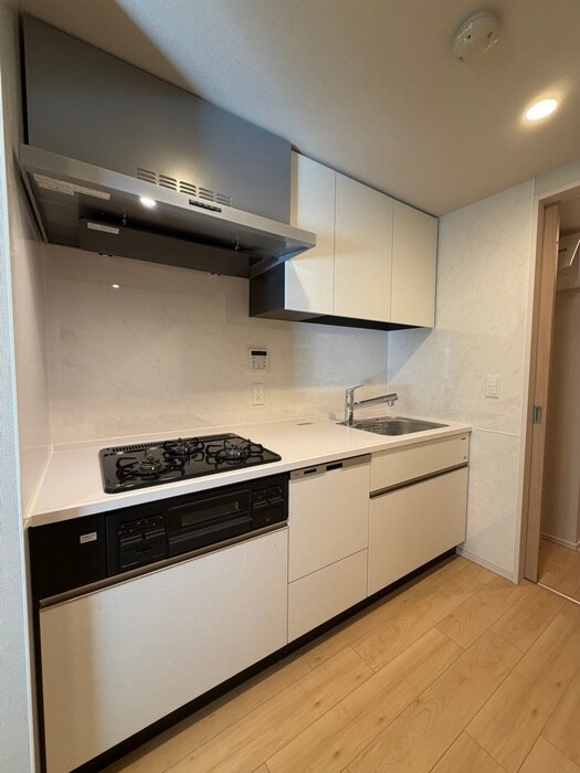 ｻﾞ･ｹﾝｼﾞﾝﾄﾝ･ﾚﾝｼﾞﾃﾞﾝｽときわ台の物件内観写真