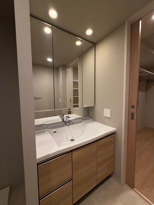 ｻﾞ･ｹﾝｼﾞﾝﾄﾝ･ﾚﾝｼﾞﾃﾞﾝｽときわ台の物件内観写真