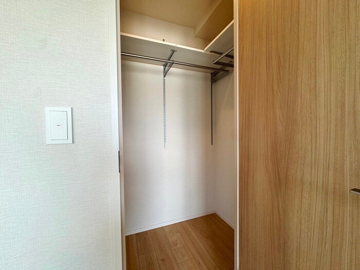 ｻﾞ･ｹﾝｼﾞﾝﾄﾝ･ﾚﾝｼﾞﾃﾞﾝｽときわ台の物件内観写真