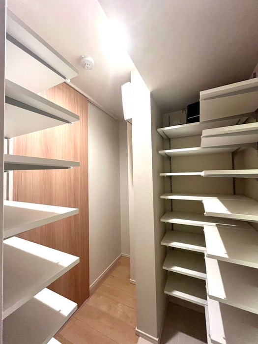 ｻﾞ･ｹﾝｼﾞﾝﾄﾝ･ﾚﾝｼﾞﾃﾞﾝｽときわ台の物件内観写真