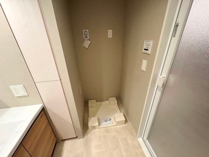 ｻﾞ･ｹﾝｼﾞﾝﾄﾝ･ﾚﾝｼﾞﾃﾞﾝｽときわ台の物件内観写真