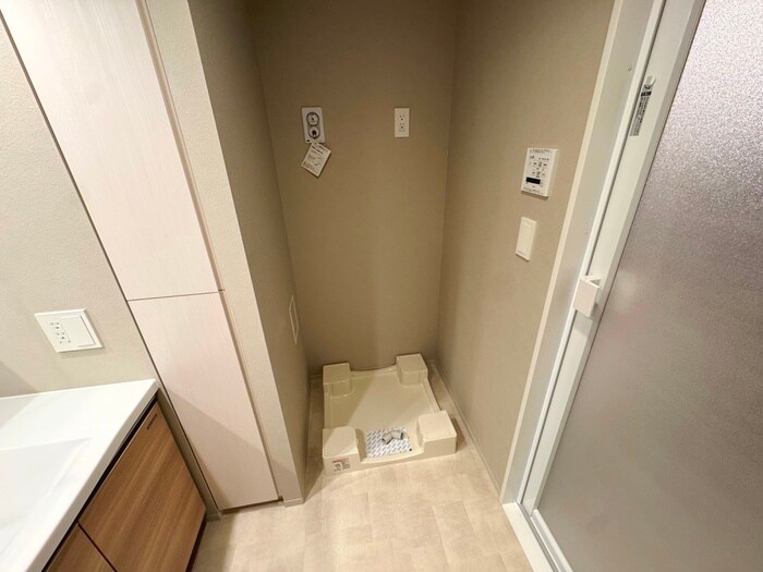 ｻﾞ･ｹﾝｼﾞﾝﾄﾝ･ﾚﾝｼﾞﾃﾞﾝｽときわ台の物件内観写真