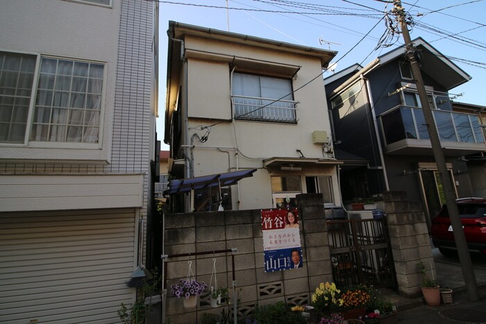 ハイツ上用賀の物件外観写真