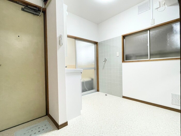 ハイツ上用賀の物件内観写真