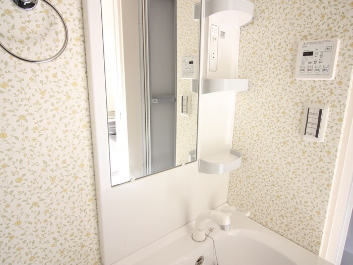 ピースコート登戸の物件内観写真