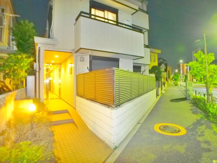 カーサ　デュオの物件外観写真