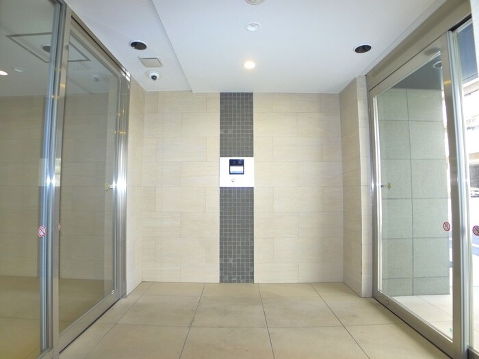 南千住レジデンスの物件外観写真