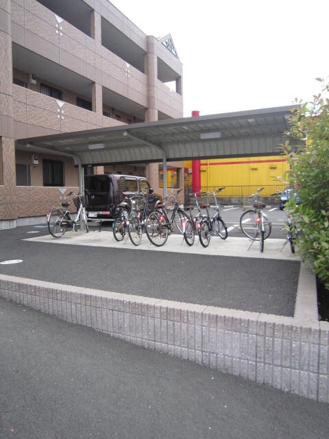 エルマルムの物件外観写真