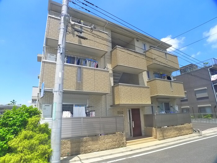 プリマヴェ－ラの物件外観写真