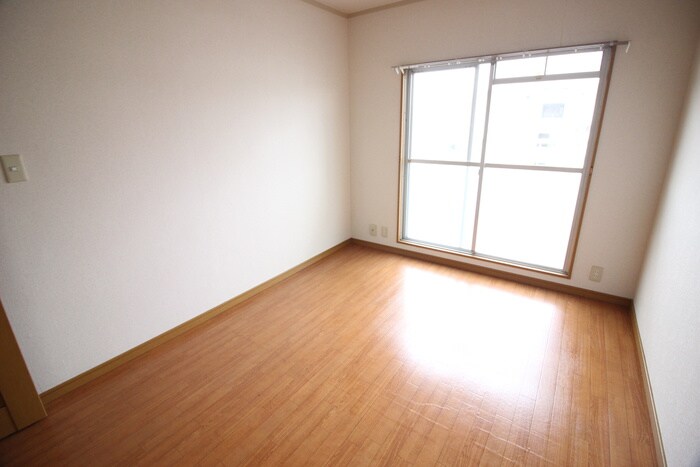 ポプラヶ丘コープ８号棟の物件内観写真